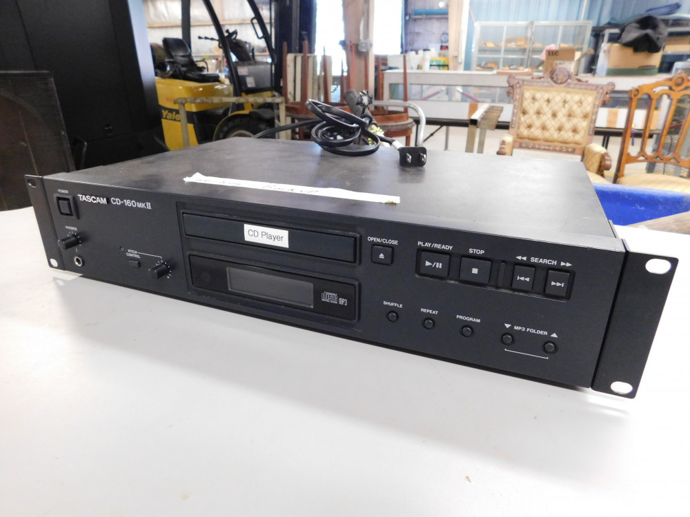 TASCAM CD-160 MKII CD Player - Swico Auctions