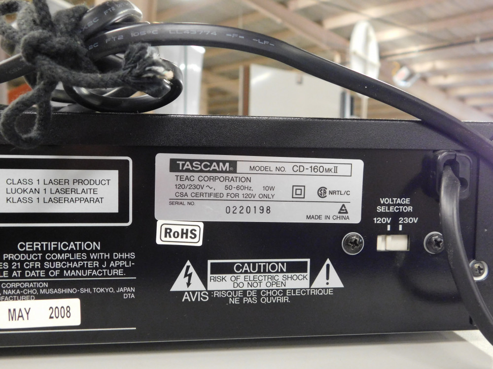TASCAM CD-160 MKII CD Player - Swico Auctions